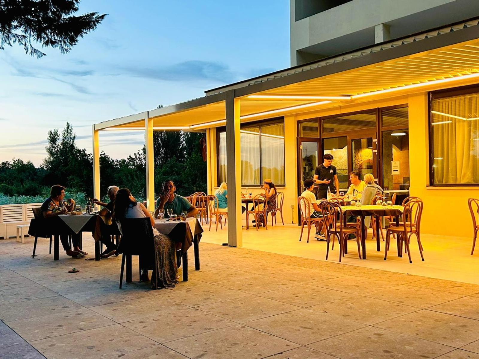 Il Grifo Hotel E Bisteccheria Toscana Montepulciano Exterior photo